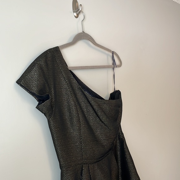 Black and gold patterned party dress from French Connection - Picture 2 of 4